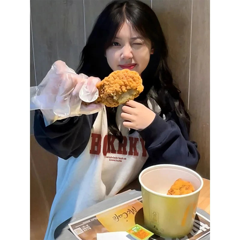 여성용 크롭 스웨트셔츠 탑스 레이디 스트레치 레귤러 플리스 안감 유로-아메리칸 패치워크 큰 주머니 고품질 코튼 재미있는 디자인