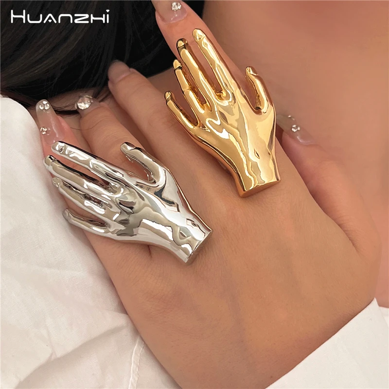 HUANZHI Punk Metal Palm Ring Hip Hop Exaggerated Personality Smooth Large Luxury Vintage Jewelry Trend 2024 for Woman