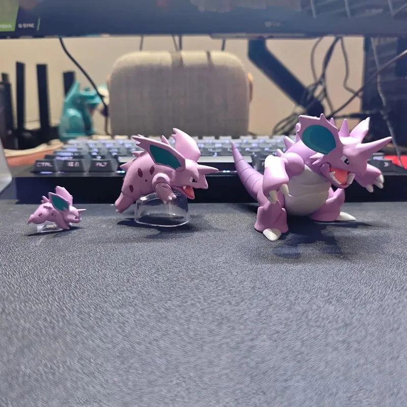 Set de 3 Figuras de Acción de Pokemon Nidoking, Nidorino y Nidoran, Juguete Coleccionable de PVC, Estatua de Anime, Decoración para el Hogar, Regalo Perfecto para Fans y Chicas