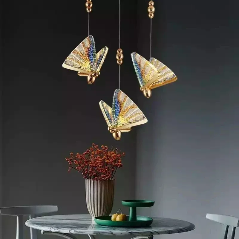 Woonkamer-lámpara colgante nórdica para mesita de noche, candelabros creativos de lujo modernos, lámparas de mariposa roja, estética, decoración del hogar