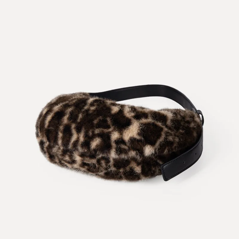 Fashionable new leopard print handbag spring and summer versatile women's winter furry half-moon armpit bag party lipstick key b