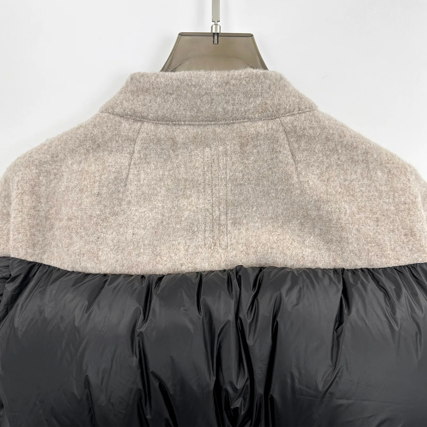 Jaqueta curta de malha de lã mistura elegante e lisonjeiro ajuste inverno calor pato para baixo enchimento jaqueta feminina 2025 outono novo