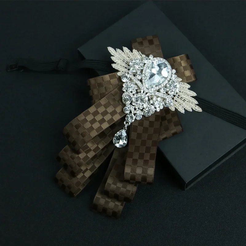 Papillon solido di lusso Papillon casual per uomo Donna Colletto uniforme Farfalla Bowknot Adulto Nero Navy Papillon Cravatte Ragazze Papillon