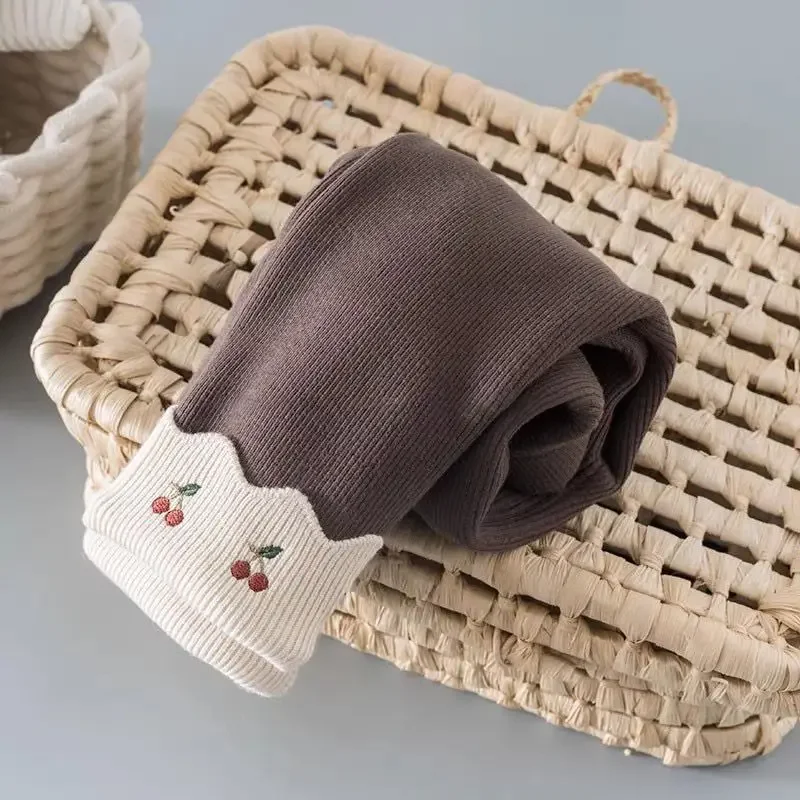 2026 Herbst Neue Mädchenkleidung Cartoon-Kirschdruck-Oberbekleidung und -Hosen Koreanische Version Einfarbige Kinderkleidung mit Fleece-Futter – Detail 27