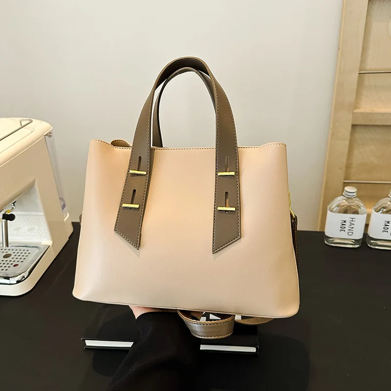 

Fashionable High-End Large Capacity Ladies Handbag Minimalist Single Shoulder Slant Cross Bag Elegant Women's Tote
