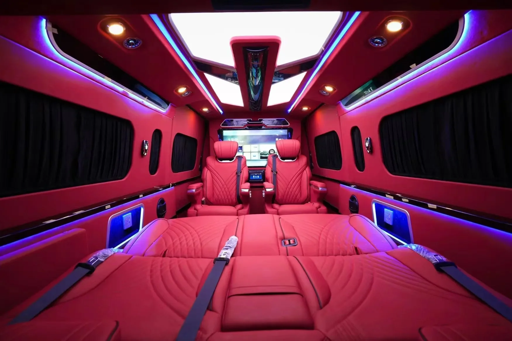 

Wholesale Custom Auto Electric Swivel Captain Seats Luxury Van Seats
