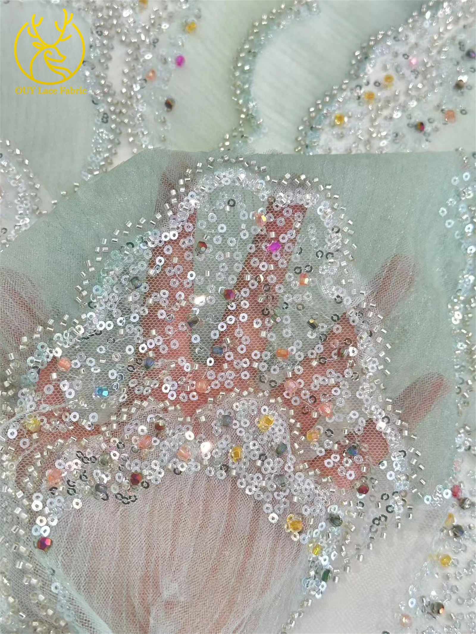 最新の高級スパンコール手作りビーズレース生地 2025 ファッションフレンチチュールメッシュレース生地女性のイブニングドレス素材
