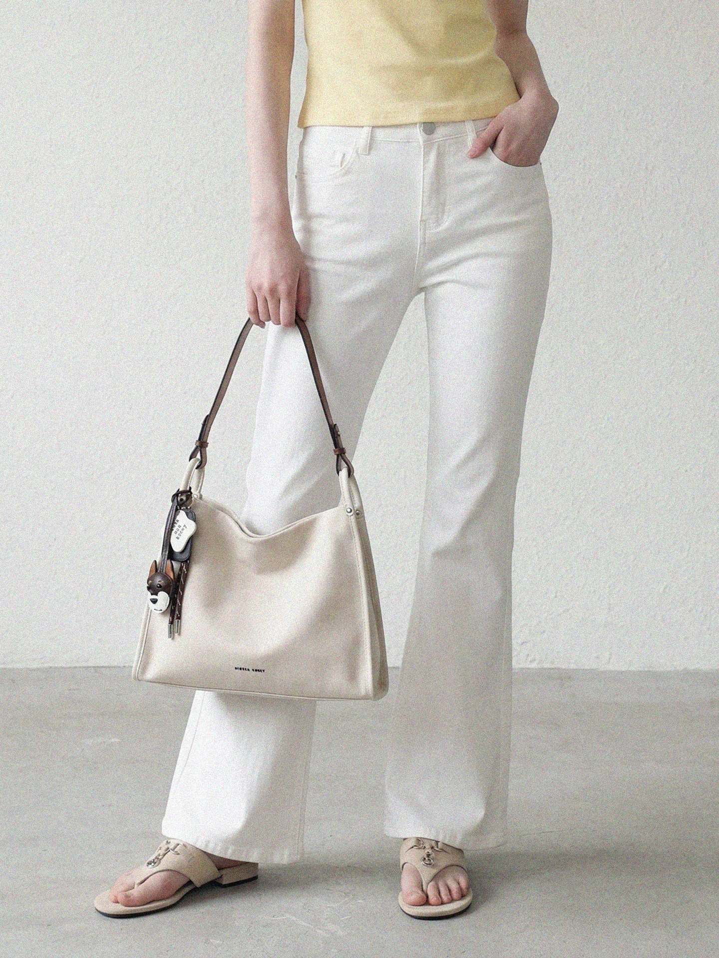 

NELAL Women's Slim Fit Jeans Micro Flared Washed White Slimming mid Waist Summer New Style Medium Soft Denim Zipper Pocket