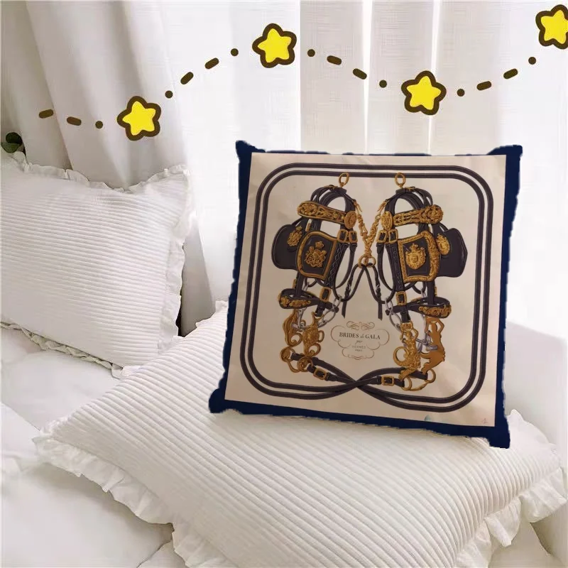 Bed Pillow Cover Pillowcase Cushion Cover Palace Rose Horse Pattern Decorative Cushions for Sofa Decoration Bedroom Pilow Cases