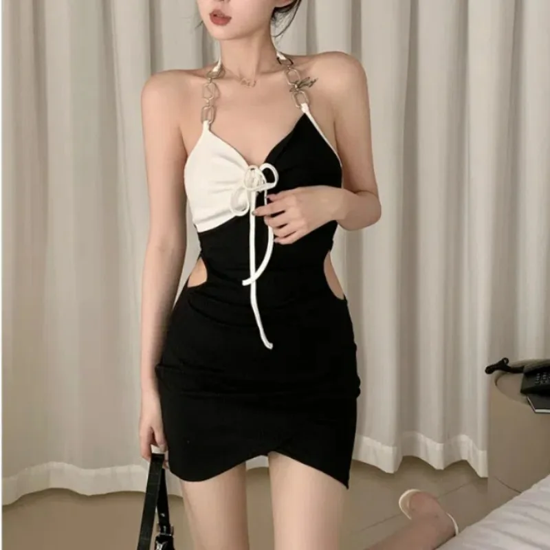 Women Summer Sexy Chain Halter Cut Out Lace-up Irregular Party Dresses Y2k Contrast Color Sleeveless Bodycon Clubwear Mini Dress