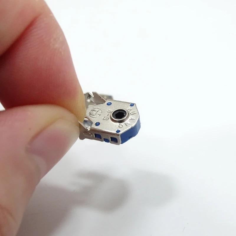 HUANO 8mm ブルーコアマウスホイールエンコーダ 2 個 マウス修理と金属ハードウェア用