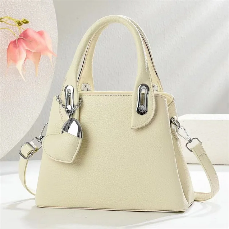 

Popular Classic Elegant Ladies Shoulder Bag - Genuine Leather Crossbody Bag With Fashionable Design