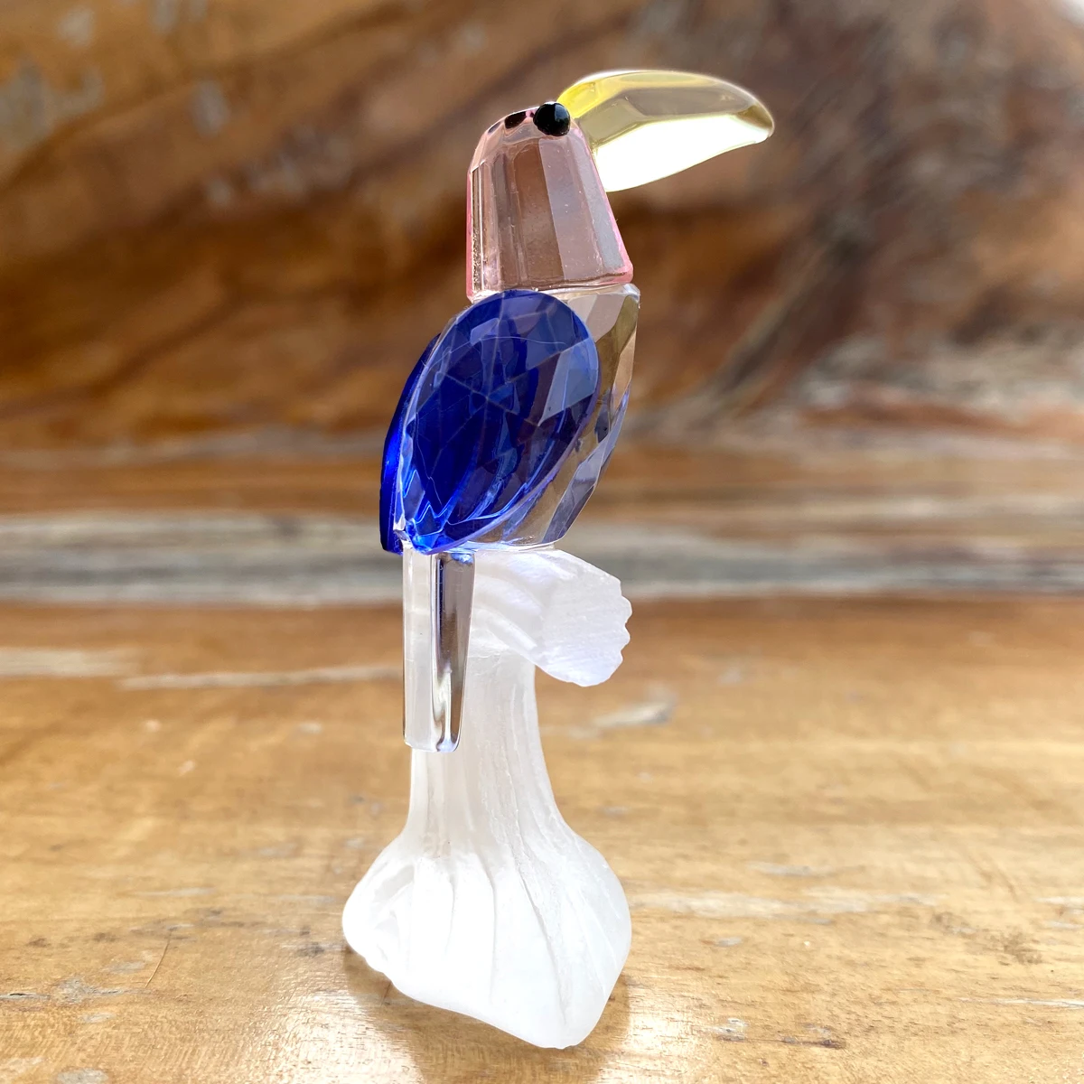 Crystal Lovely Bird Figurine Glass Animal Bird Paperweight Home Table Decor Children Birthday Gift Christmas Gift Home Decor