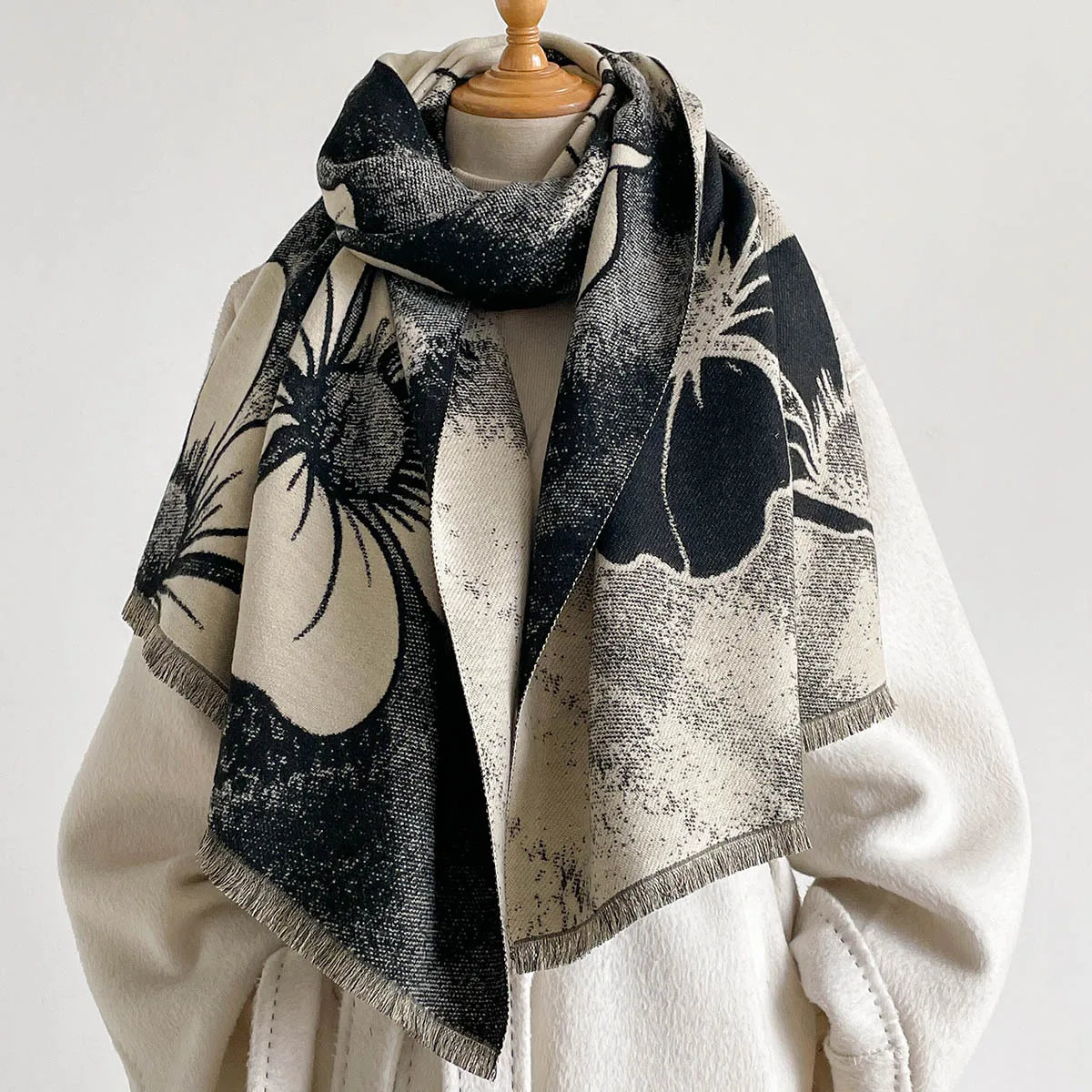 Sciarpa da Donna in Finta Cash - Cashmere Pashmina Wrap recensione e prezzo