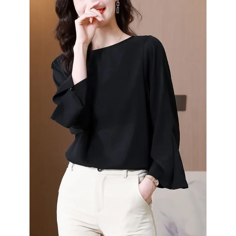 

Black Shirt Women's Long-sleeved Spring and Autumn New Korean Fashion Design Round Neck Style Top