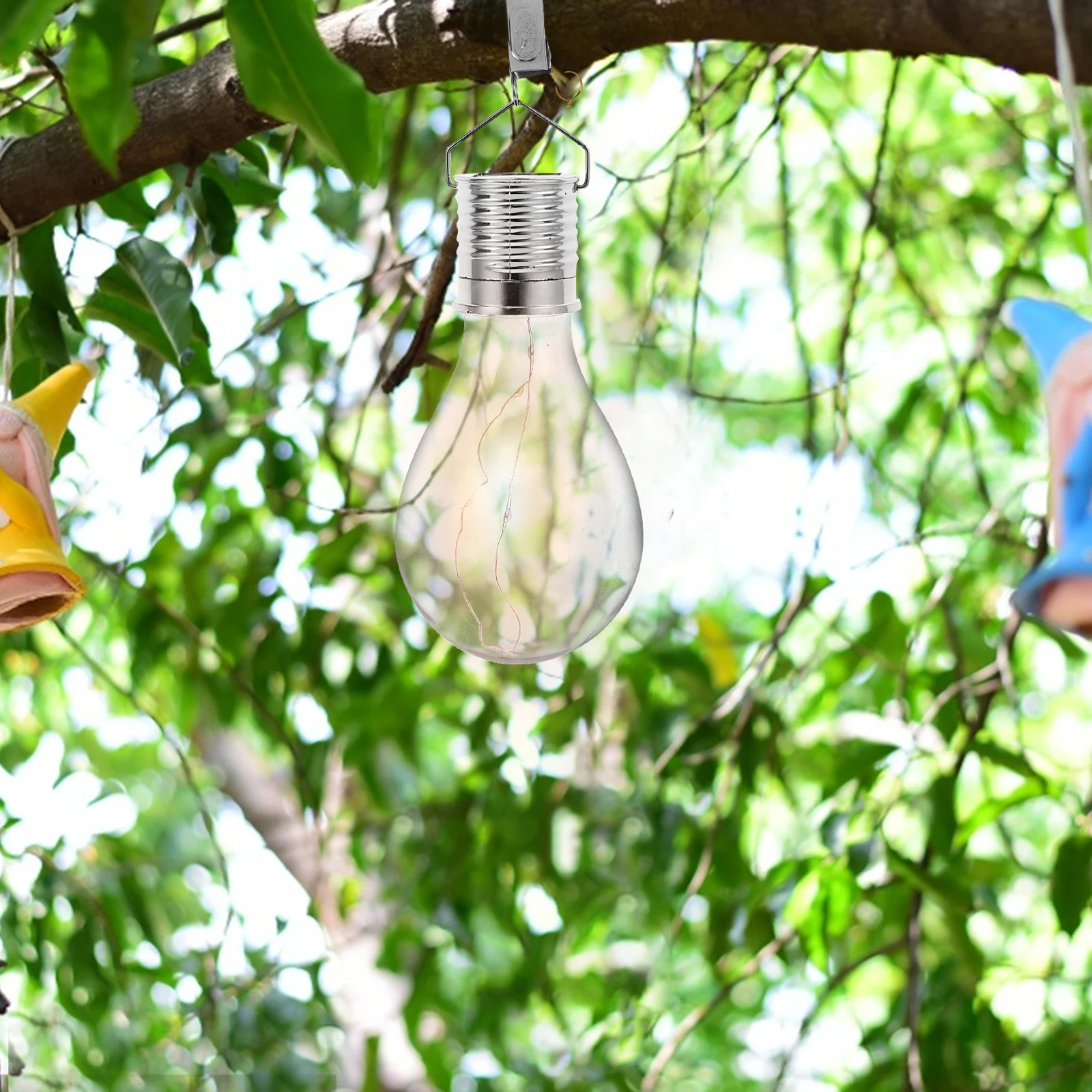 

5pcs Solar Powered Hanging Light Bulbs Outdoor Garden Led Bulbs Transparent Design Clip Fix Low Consumption No Required