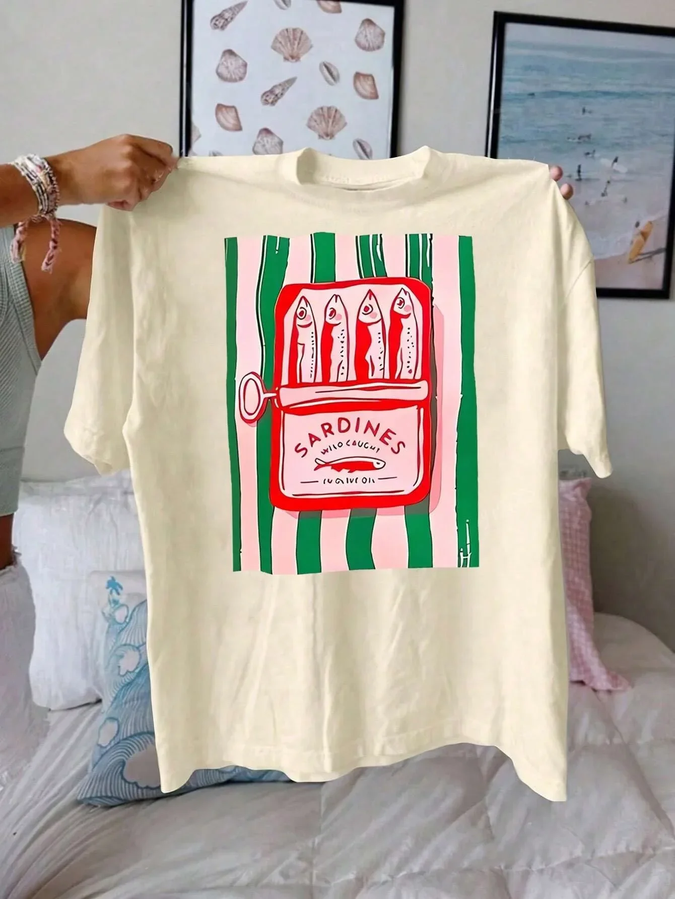 Sommer Damen T-Shirt mit Sardinen-Print, Baumwoll-T-Shirt, Rundhals, atmungsaktives Material, Kurzarm, lässiges Mode-Top für Damen – Detail 4
