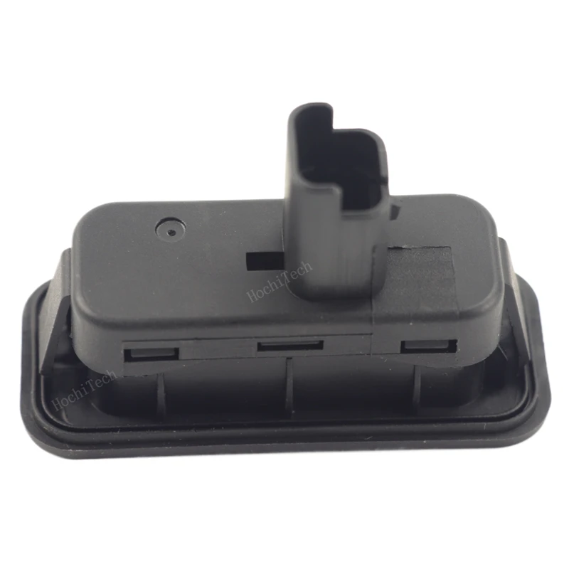 Car Tailgate Boot Opener Switch Lid Release Switch Button For Renault Megane Clio Captur Scenic Kangoo 8200076256