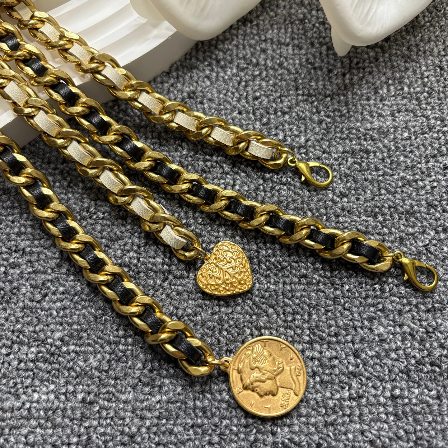 Thumbnail 3 - #32 Metal Waist Chains Discount Picks