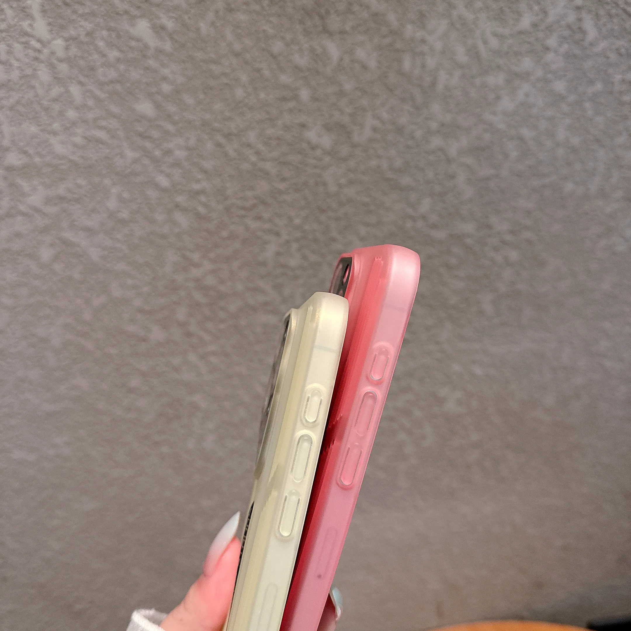 الفاخرة جوفاء التبريد تبديد الحرارة تنفس شبكة جراب هاتف آيفون 16 15 14 13 12 11 برو ماكس غطاء ممتص للصدمات