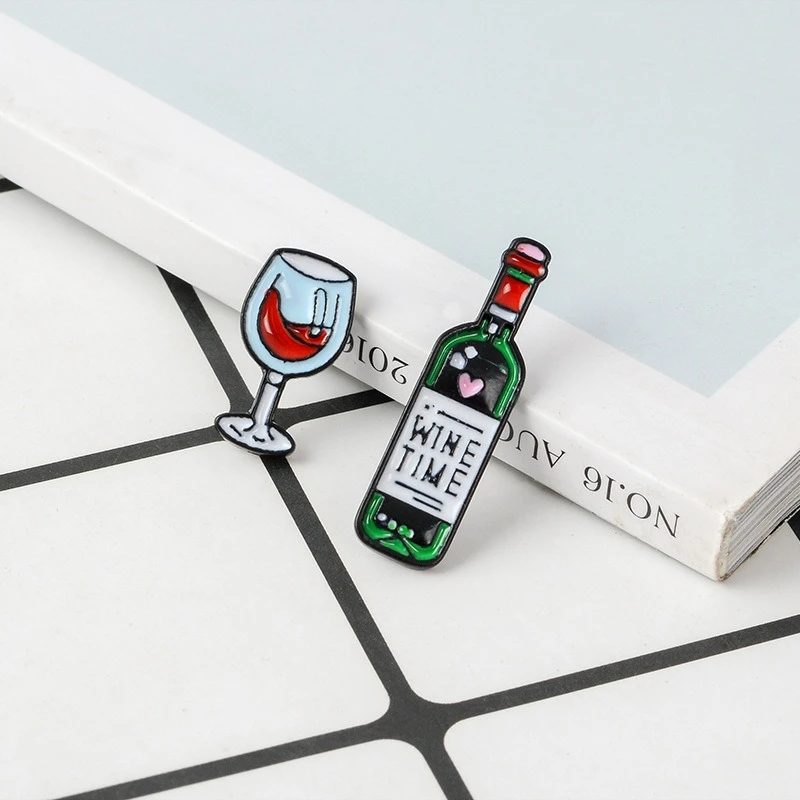 Hot Sale New Red Wine Glass Design Cartoon Drop Oil Alloy Brooch Badge Pin for Casual Commute Gift DIY Bags Clothing Accessory
