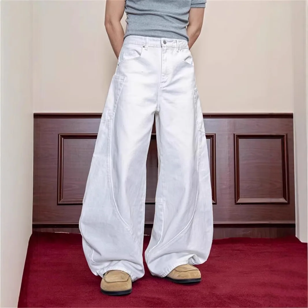 Men American Retro White Scimitar Jeans Large Pocket Loose Straight Floor Length Wide Leg Denim Pants Street Casual Jeans Man