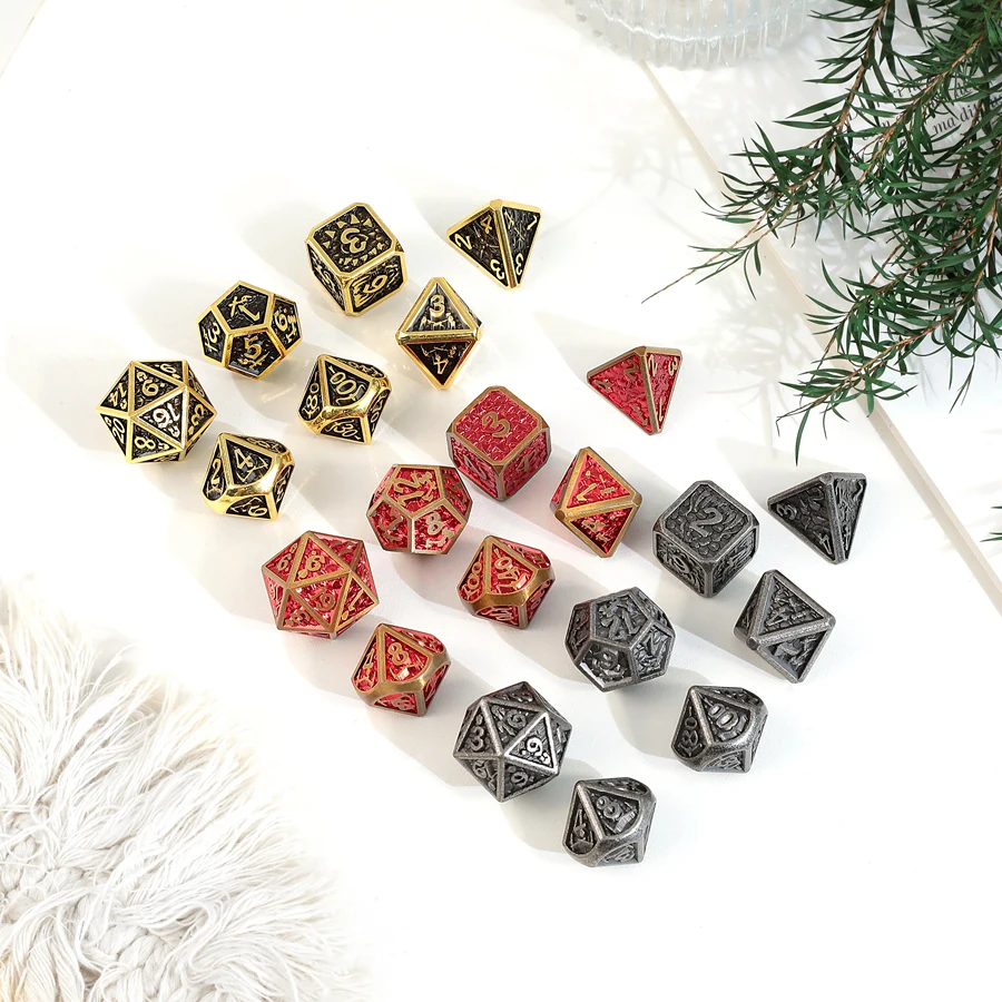 

Hot Sale 8 Colors Polyhedral Metal Dice 7pcs/set Role Play Games DND Dice Ornaments Accept Custom Font Symbol Pattern Logo