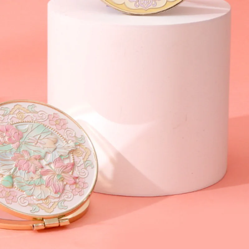 مرآة مكياج معدنية على الطراز الصيني مع شرابة قابلة للطي، مرآة مستحضرات تجميل محمولة إبداعية رائعة محمولة باليد للطلاب