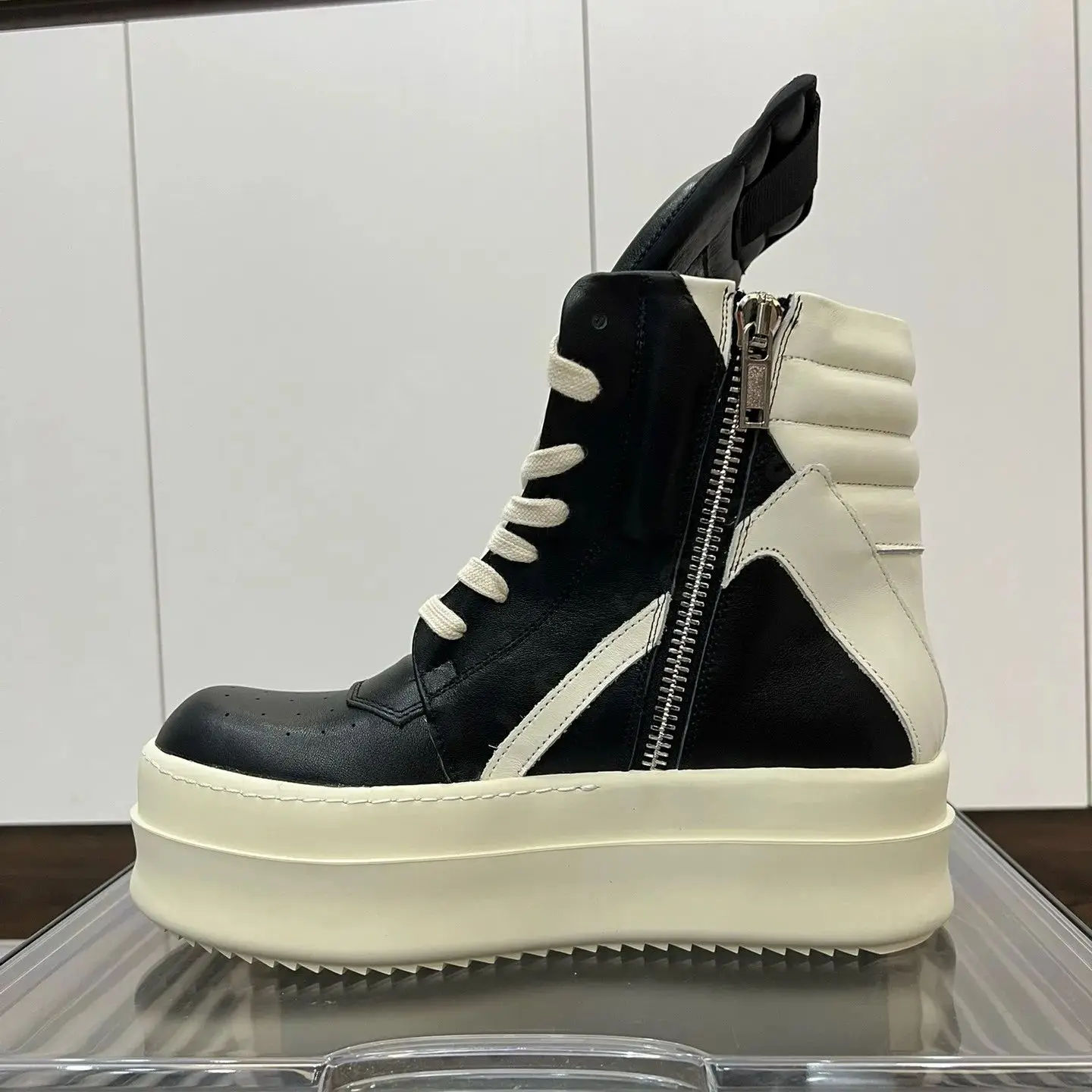 

Ricks Luxury Men Shoe Women Sneaker Ankle Boot Owens High Top Casual Shoes Black Leather Zipper 6cm Thick Sole Sneakers Boots