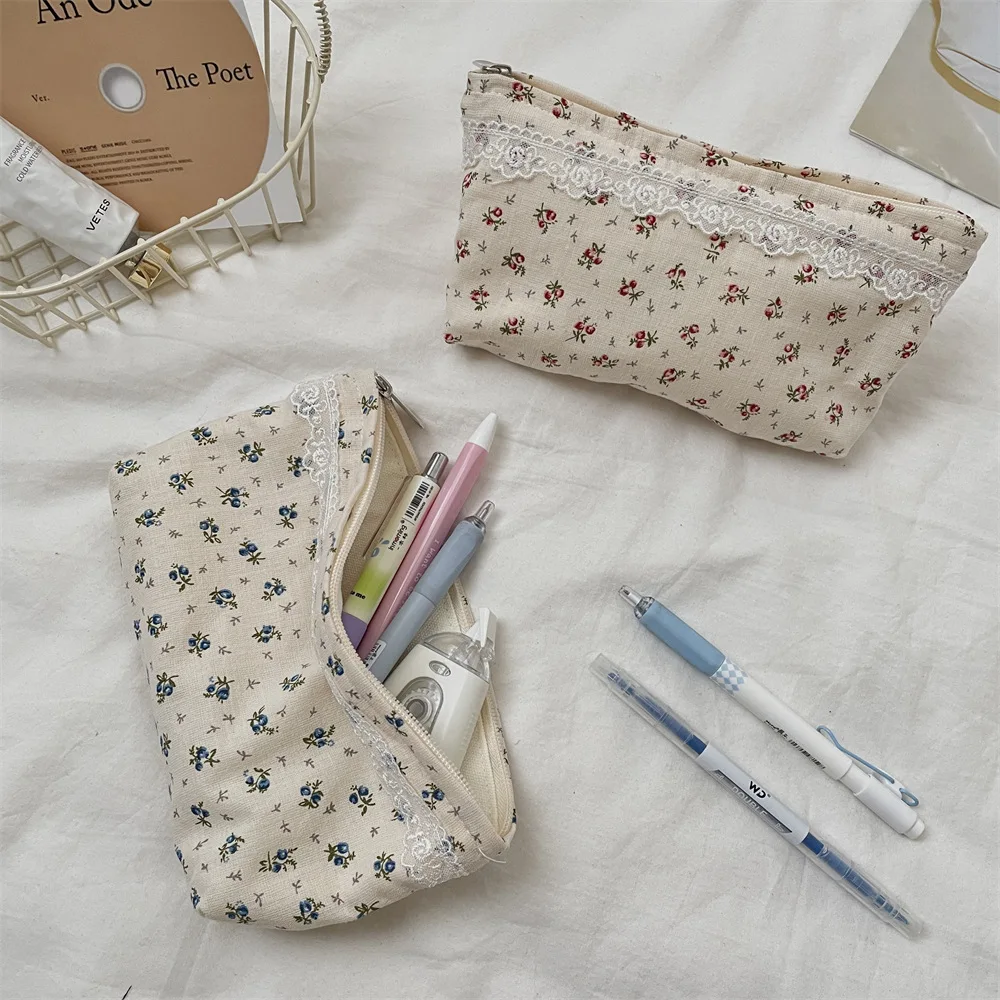 กระเป๋าเก็บของความจุขนาดใหญ่ลายดอกไม้, กระเป๋าใส่เหรียญเครื่องสําอางลิปสติกจัดระเบียบกระเป๋า, กระเป๋าใส่อุปกรณ์อาบน้ํากลางแจ้ง, กระเป๋าโทรศัพท์มือถือ, กระเป๋าแต่งหน้า