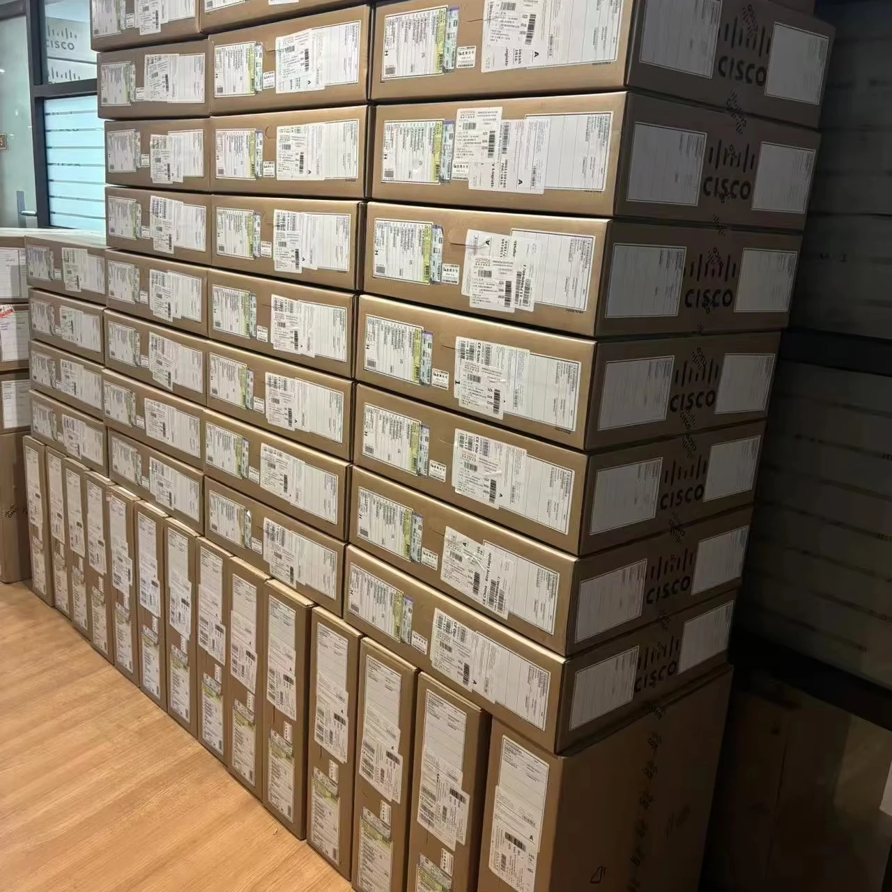 

Cisco CBS350-48P-4G-CN CBS350 Series 48 Port Gigabit POE Ethernet Switch with 4x1G SFP Uplink CBS350-48P-4G