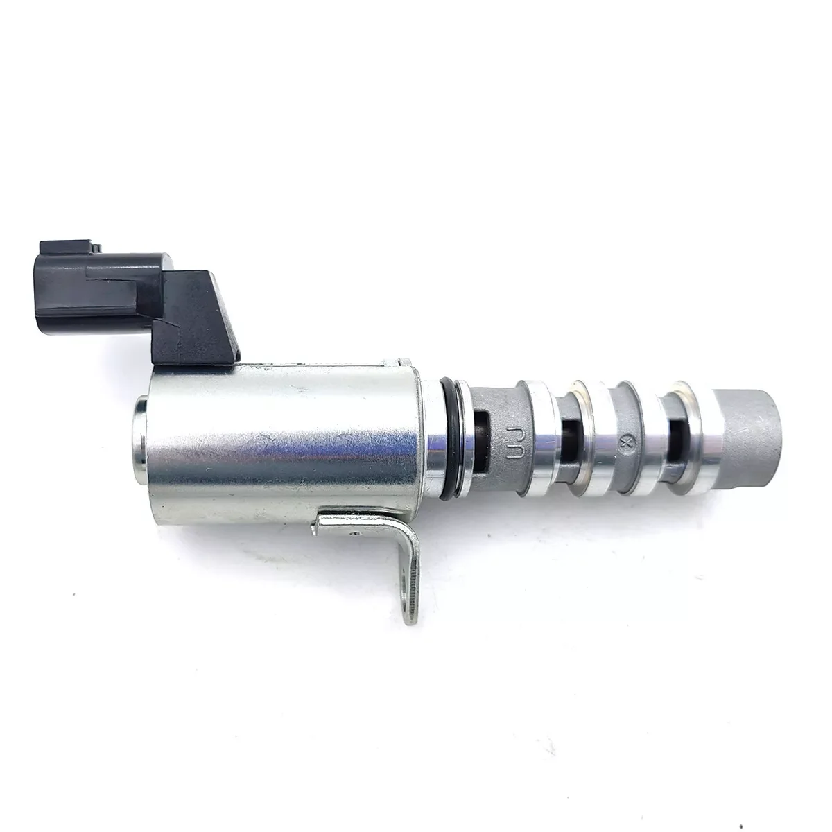 High quality Variable Valve Timing Control Solenoid 23796-ED000 For Nissan Micra IV NV200 P1 1.6 09-18 23796ED000 FREE SHIPPING