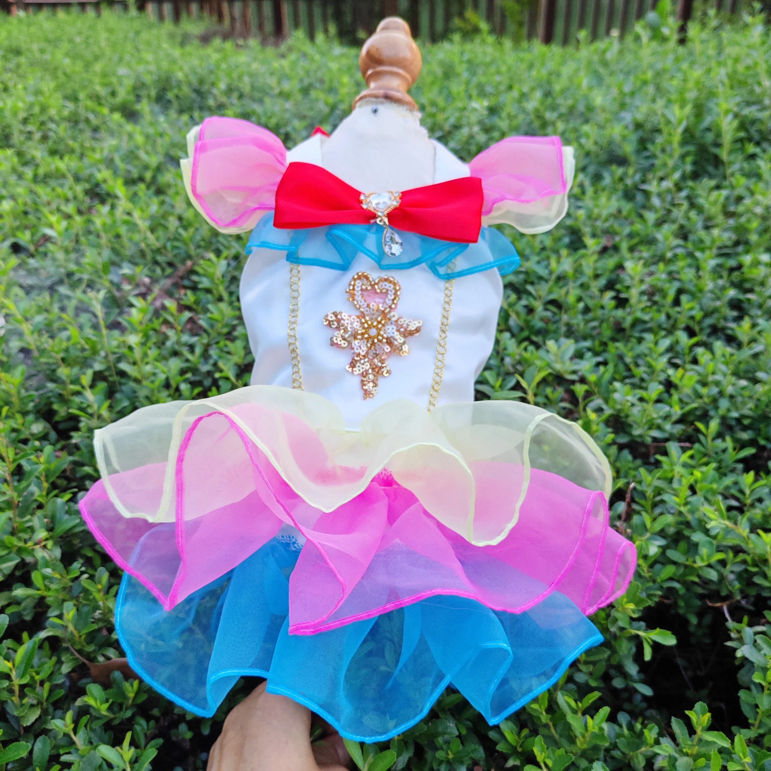New Fashion Gradient Luxury Princess Dress For Small Medium Dog Fine Pearl Sequin Pet Dog Clothes Puppy Outfits