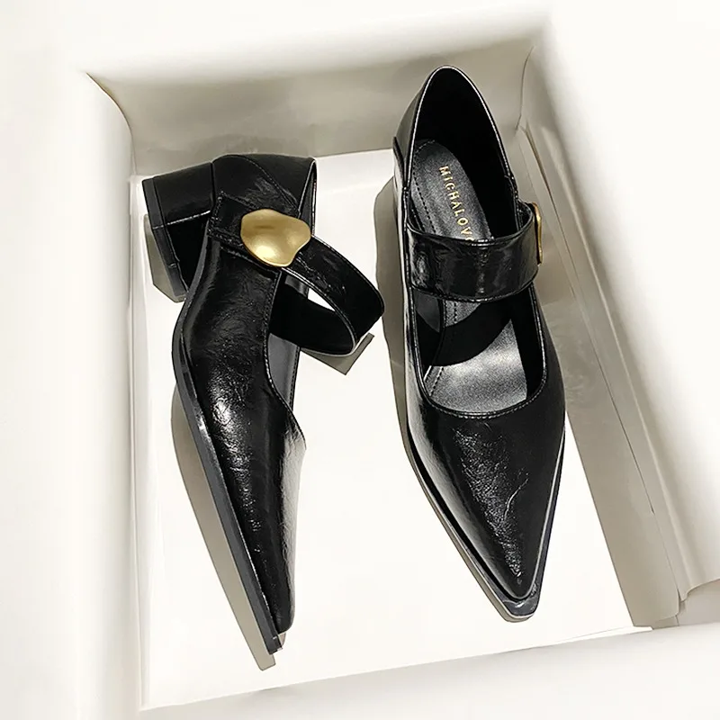 Lässige Einzelschuhe für Damen im Retro-Stil mit klobigem Absatz und einem Riemen, neuer Frühlings- und Herbststil, französische Mode-High-Heels mit flachem Mund.