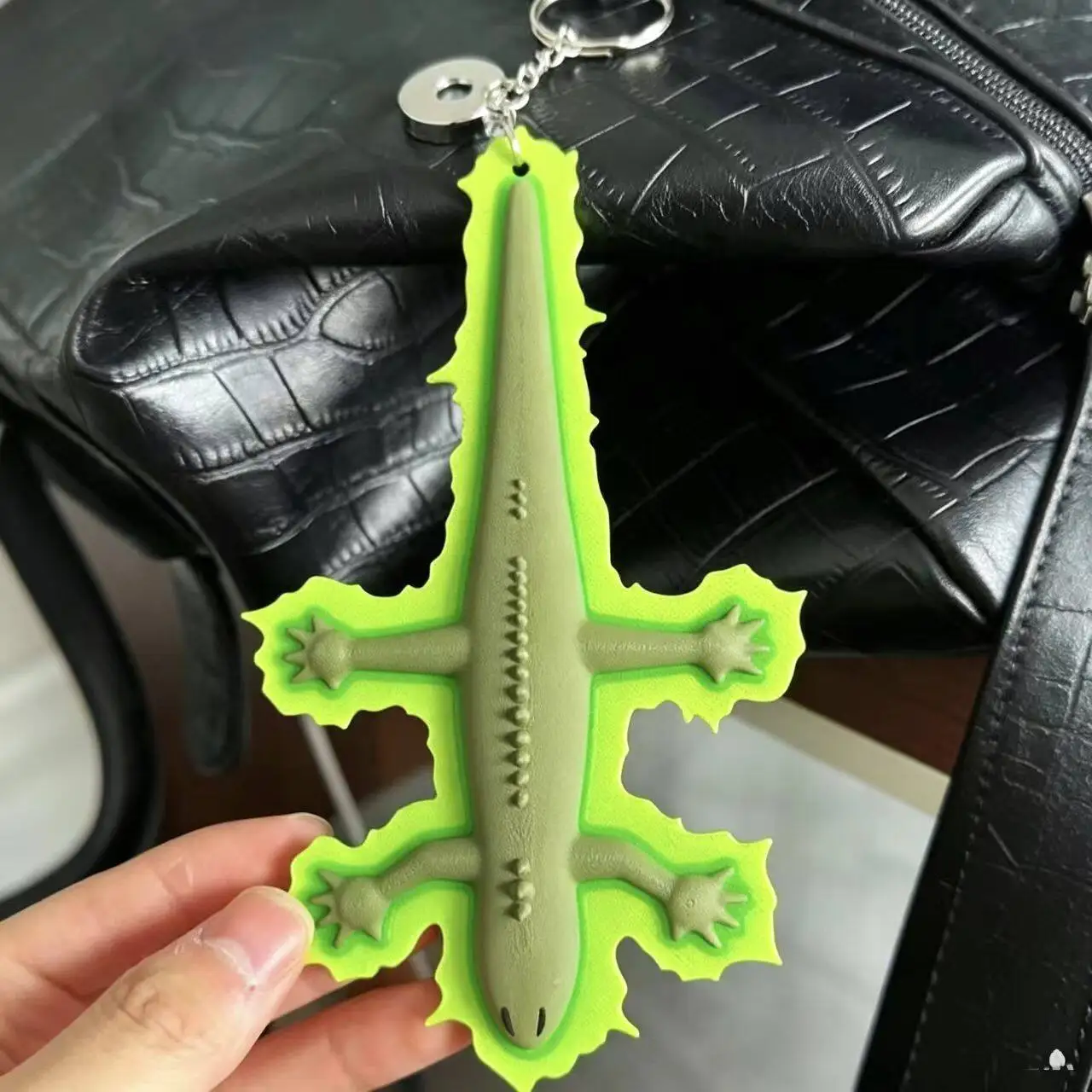 Llavero de lagarto impreso en 3D que brilla en la oscuridad, Jackie Chan Adventures, colgante decorativo para decoración de bolsos y coches