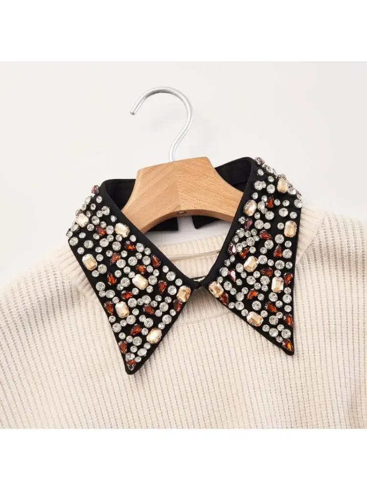 faux-col-populaire-652f-accessoire-pour-pulls-robes-avec-decors-en