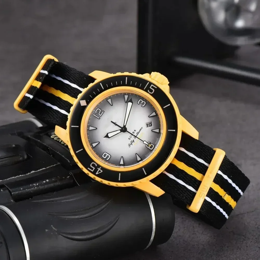 2025 luxe minimaliste hommes sport montre-bracelet mode montre pour hommes bracelet en Nylon rétro analogique montres à Quartz Date Reloj Hombre A +