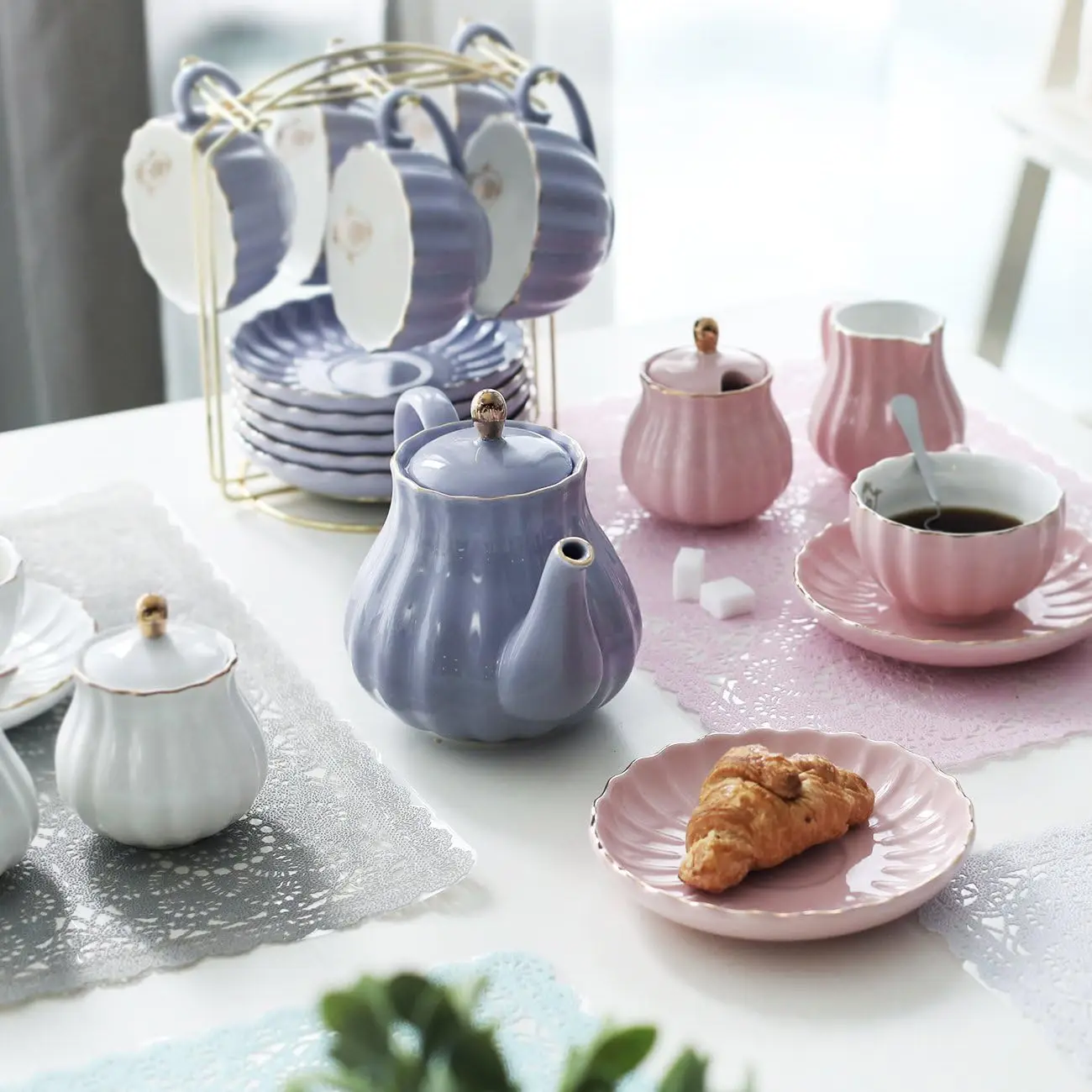 

Porcelain Tea Set British Royal Series,with Teapot Sugar Bowl Cream Pitcher Teaspoons and Tea Strainer for Tea/Coffee,Pure White