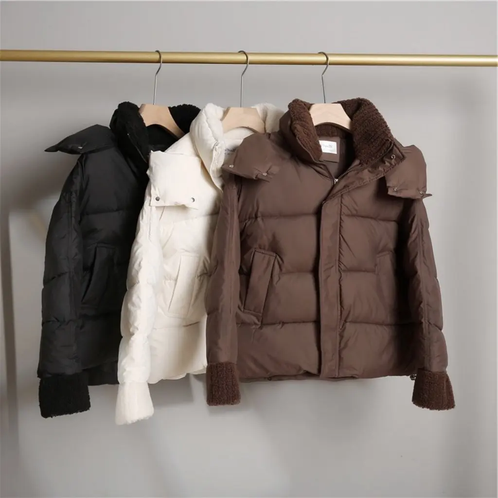 

Women's European American Style Fashion Hooded Thickened Cotton Winter Outwear Plush Loose Bread Style New Cotton Jacket