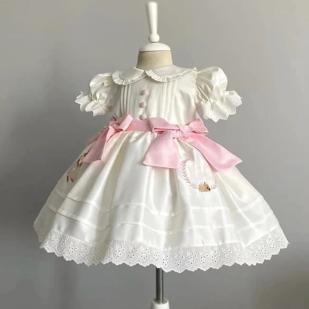 0-12y Baby Mädchen Sommer weiße Kaninchen Stickerei türkische Vintage Prinzessin Kleid für Geburtstag Urlaub Ostern Fotografie eid