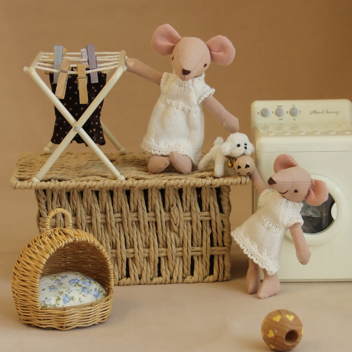 1:6--1:12 Miniature Furniture Rattan Dog Bed Handmade Small Dog Bjd Home Decor Ornaments
