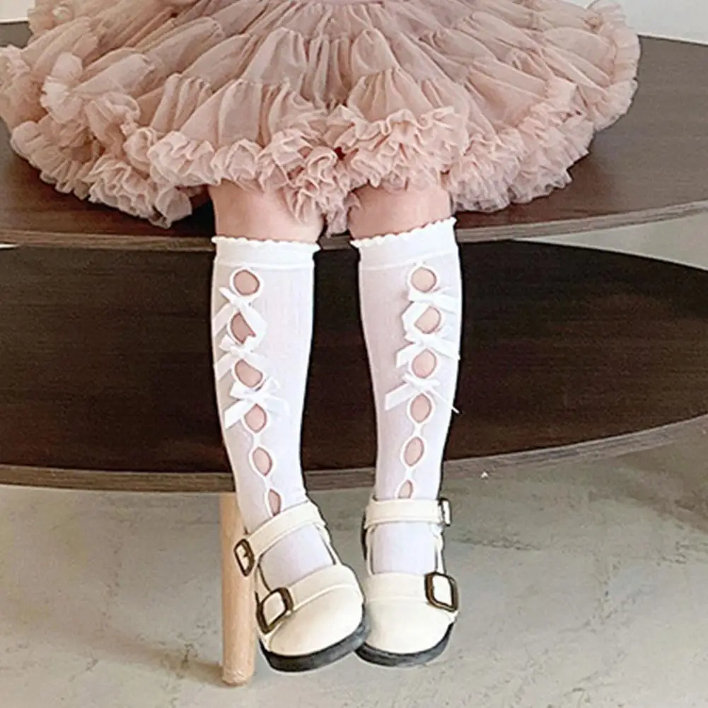 Calcetines de malla ahuecados para niña pequeña, medias antideslizantes con lazo de encaje, diseño de Chinlon