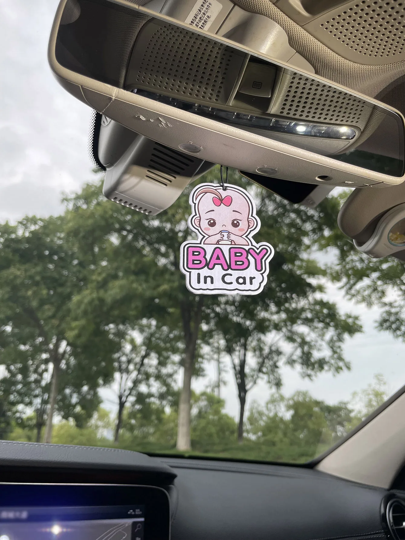 Baby In Car Cute Pink Bow Baby Girl Car Air Freshener, Hanging Scented Paper, Natural Plant Extract Fragrance, No Alcohol, Heat