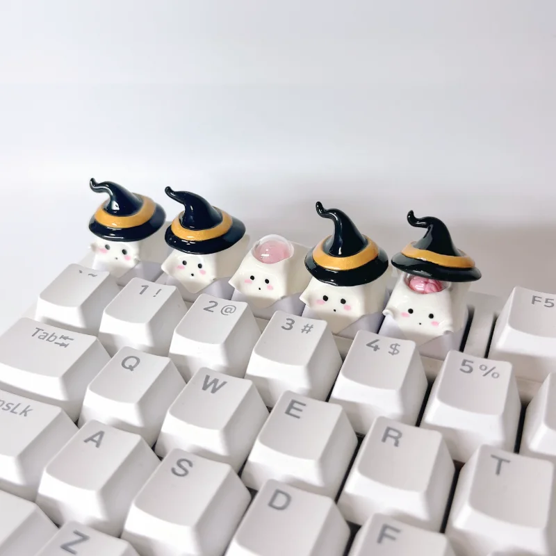 Cute Cartoon Keycaps para teclado mecânico, design original, Handmade Luminous Ghost Keycaps, Acessórios personalizados Anime