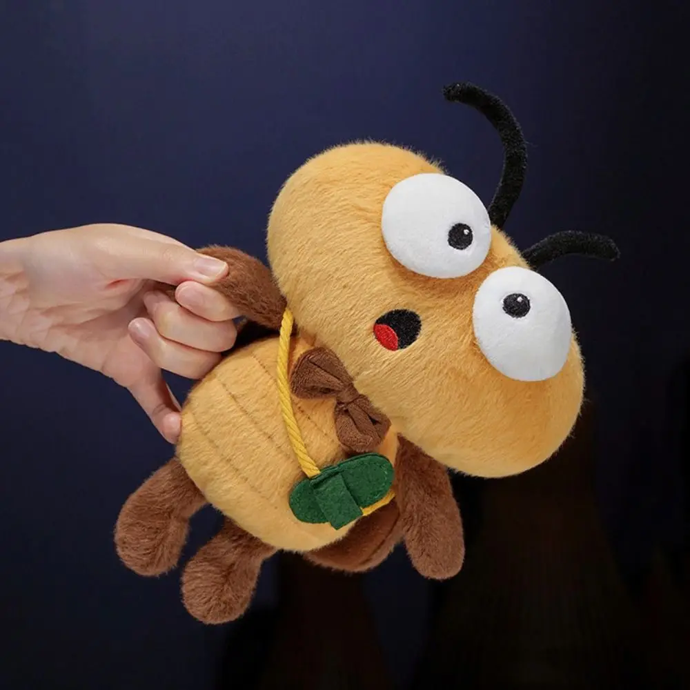 Novelty Simulated Cockroach Toys Soft Fluffy Cockroach Stuffed Animal Cute 21cm Cockroach Doll Home Decor