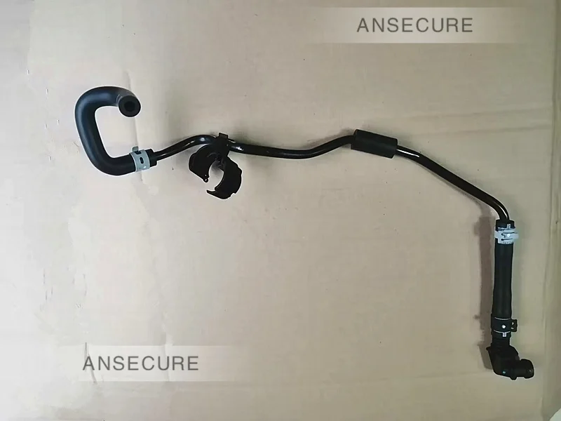 

OEM 2.0 Petrol Expansion Tank Coolant Vent Hose Breather Line Pipe For Audi A4 B8 Q5 A5 S5 A6 C7 A7 06L121081C 06L121081E