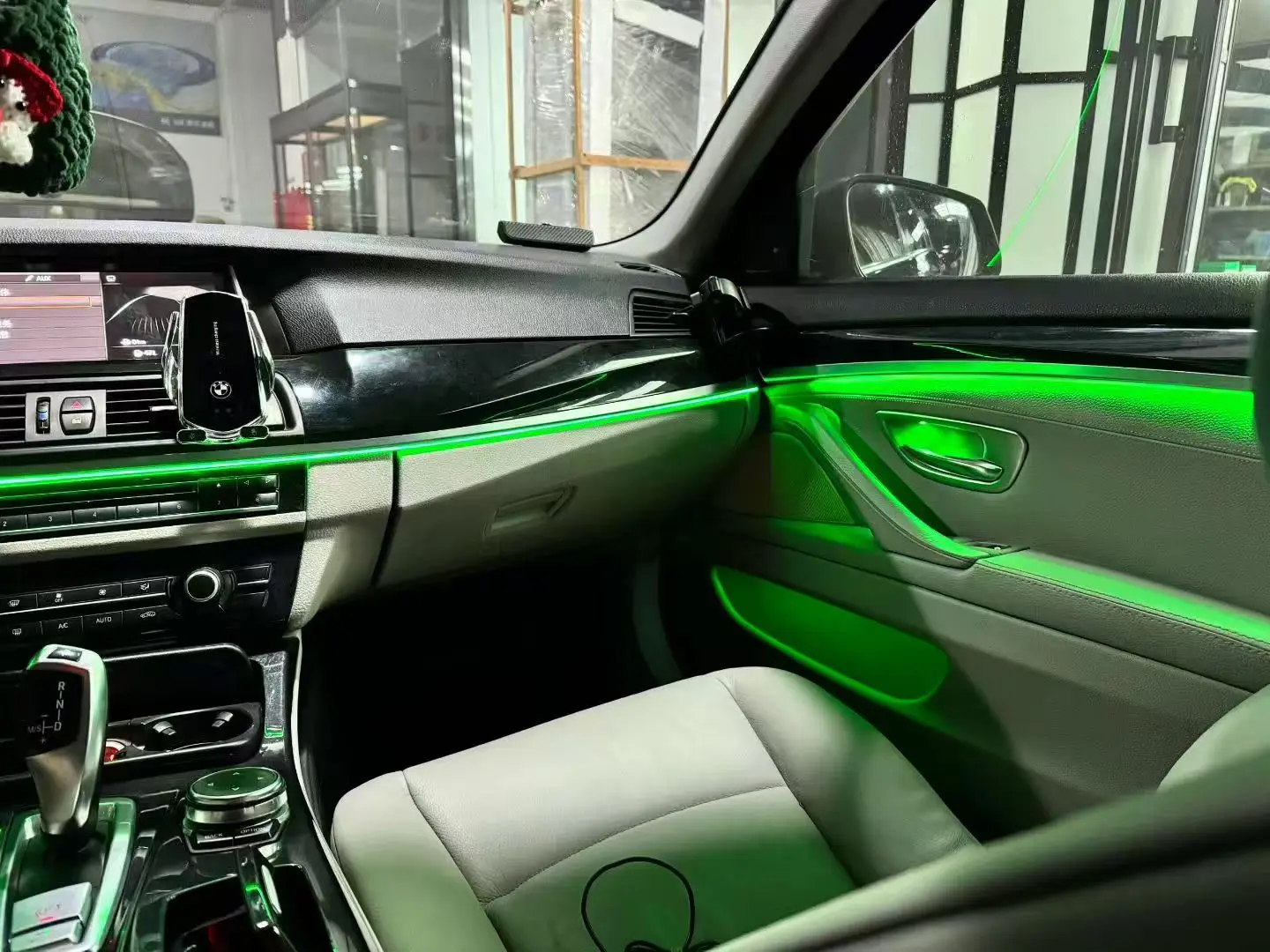 For BMW 5 Series F10 F18 LED Car Ambient Light InteriorSymphony Lighting Lamp Automotive Ambient Lightingwith Colorful Feature