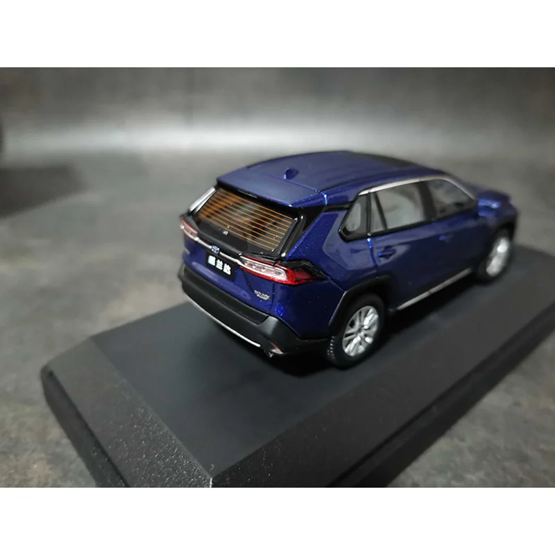 1:43 Scale WILDLANDER Alloy Car Model Collection Ornaments