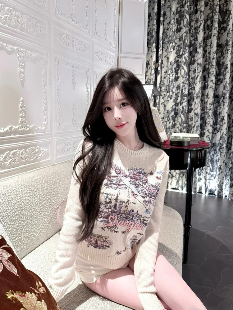 

High-End Embroidered Knitted Short Sweater round Neck Women's Fashion Commute Style Warmth Autumn Winter Color Pure Onl...