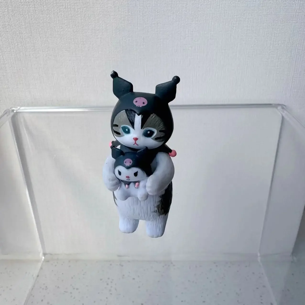 Japanische echte Gacha Maßstab Modell Kuromi Katze niedliche Cartoon Dekoration Puppe Geschenk Action Figur Spielzeug